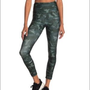 NWT Marika camo ankle leggings